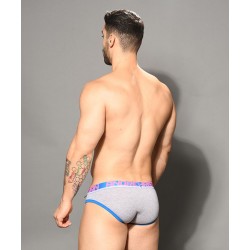 Fly Tagless Brief